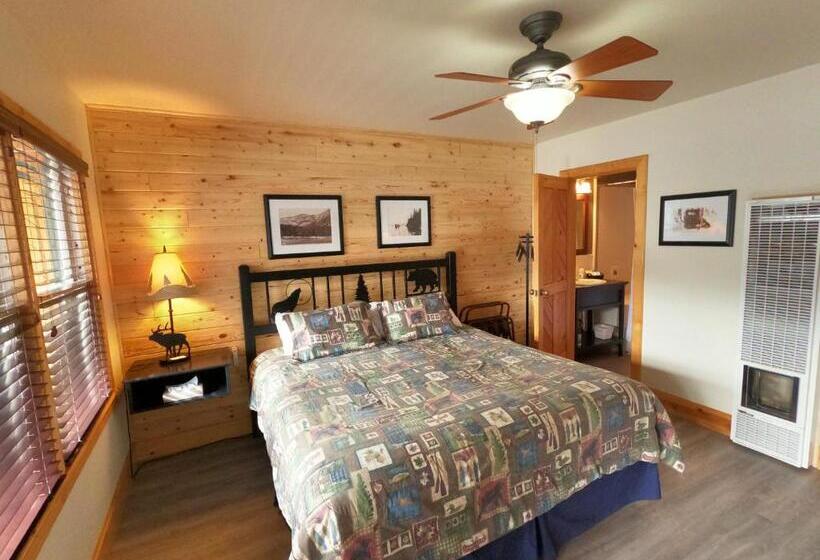 디럭스 스튜디오, Creekside Lodge