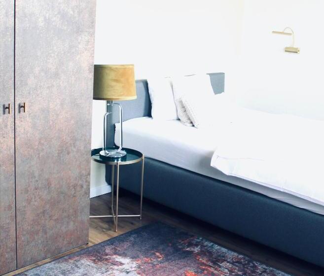 اتاق استاندارد یک نفره, Piesteritzer Hof   Hotel Garni