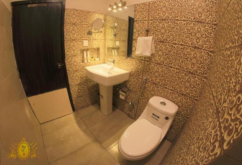 اتاق اجرایی, Crown Inn