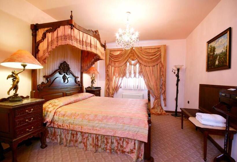 آپارتمان مدیریتی 2 خوابه, Dallas Residence