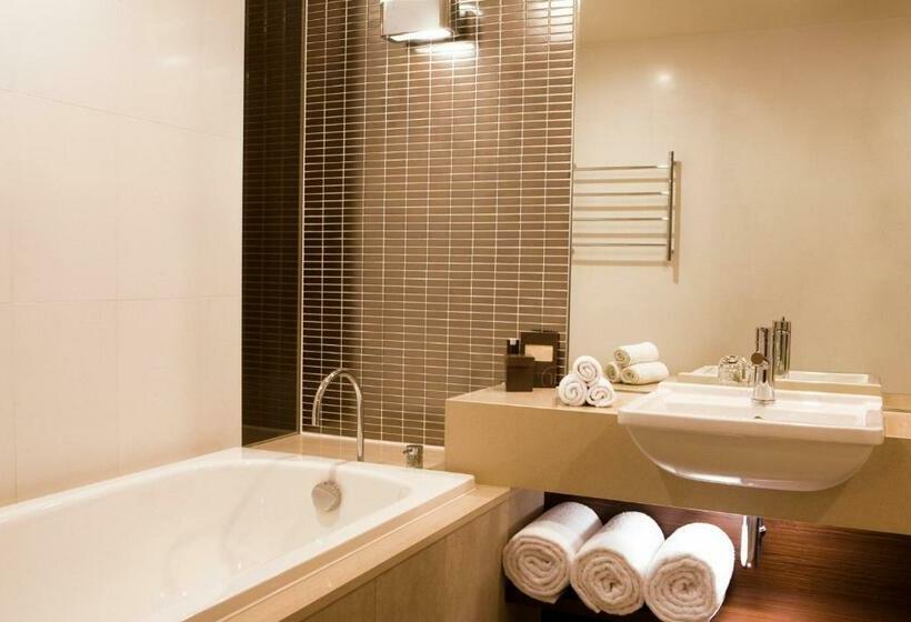 스탠다드 룸 킹사이즈 침대, Pullman Sydney Olympic Park