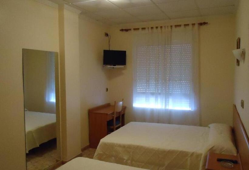 Номер Стандарт, Pension Los Cisnes