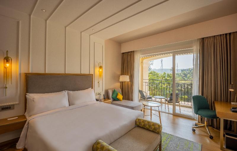 اتاق استاندارد با تخت بزرگ, Holiday Inn Goa Candolim