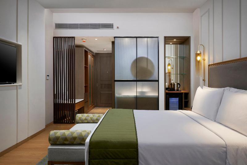 اتاق استاندارد با تخت بزرگ, Holiday Inn Goa Candolim