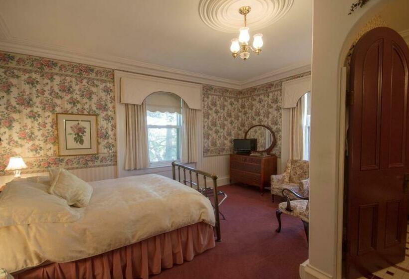 Номер Стандарт, Homeport Historic B&b