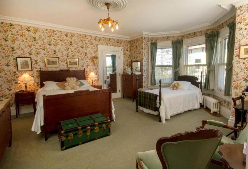 Номер Стандарт, Homeport Historic B&b