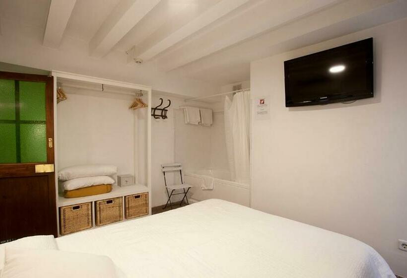 اتاق استاندارد, Turismo De Interior Ca Sa Padrina