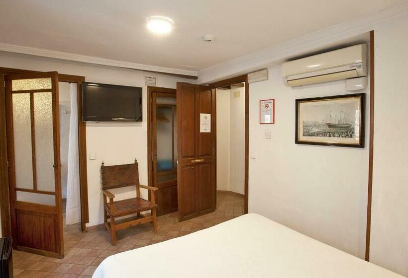 اتاق استاندارد, Turismo De Interior Ca Sa Padrina