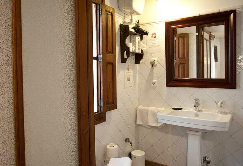 اتاق استاندارد, Turismo De Interior Ca Sa Padrina
