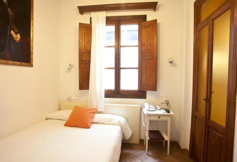اتاق استاندارد یک نفره, Turismo De Interior Ca Sa Padrina