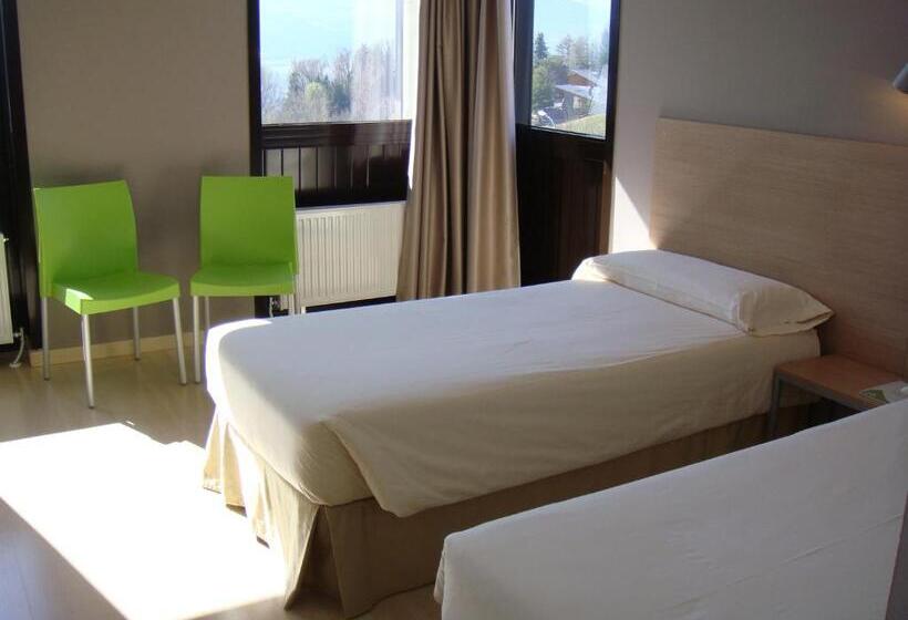 Четырехместный Номер Стандарт, Campus Cerdanya