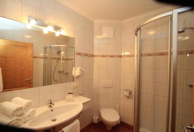 اتاق استاندارد, Wander  Und Familienhotel Erika