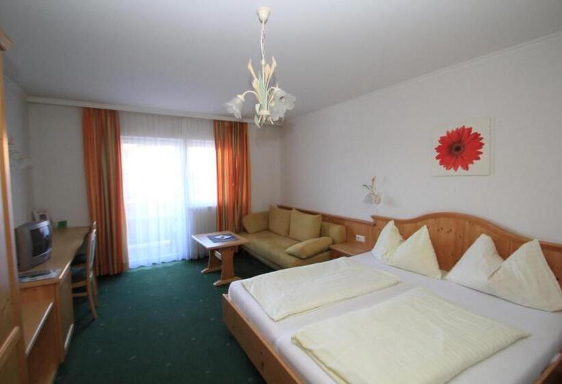 اتاق خانوادگی, Wander  Und Familienhotel Erika