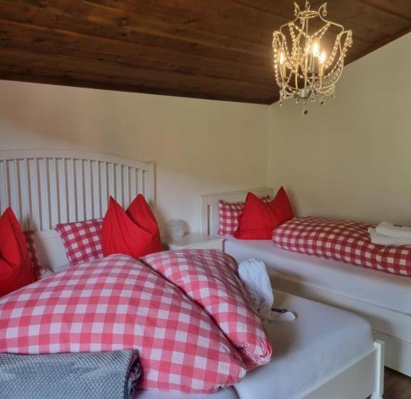 Номер Стандарт Трехместный, Boutique Hotel Alpenhof