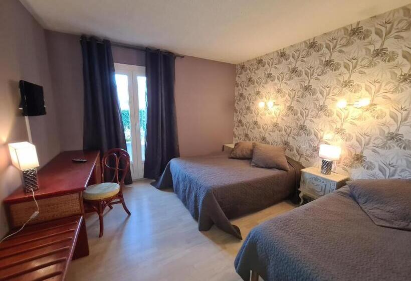 Номер Стандарт, Logis Hôtel Restaurant Le Mas De L Olivier
