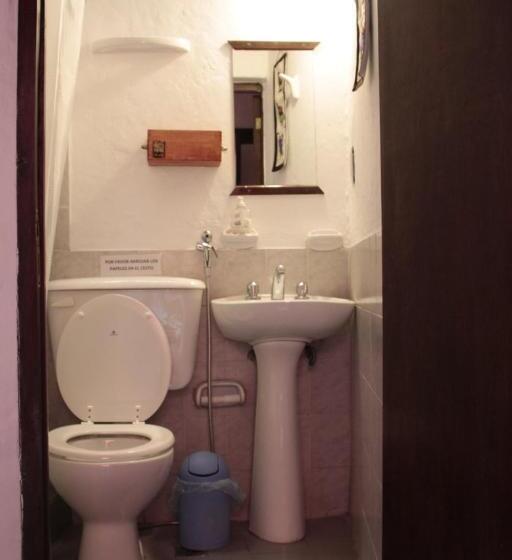 اتاق راحتی سه تخته, Hosteria La Estacion