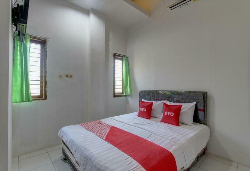Номер Стандарт, Capital O 91690 Moza Guest House