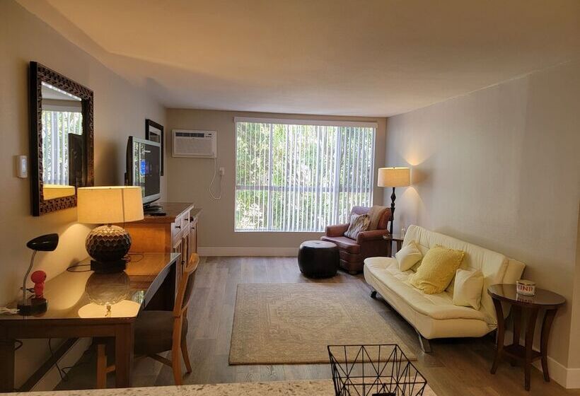 Апартаменты 2 Спальни, Stayspro   Hollywood Homes Minutes To Everything Spacious And Free Parking