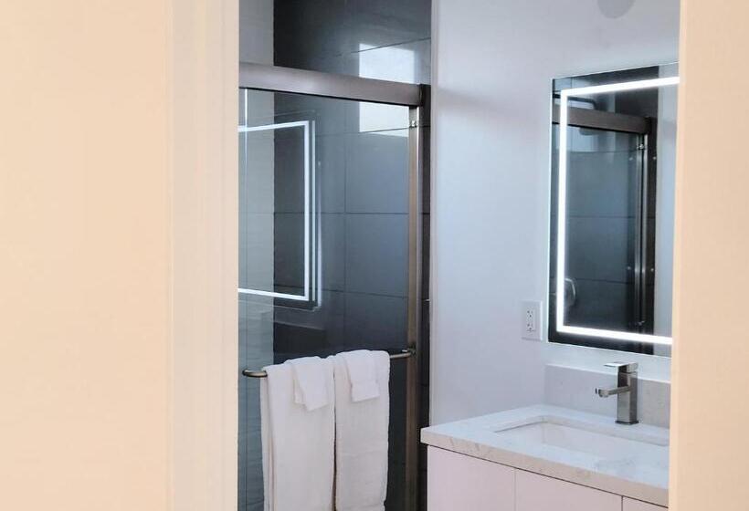 Дом 2 Спальни, Stayspro   Hollywood Homes Minutes To Everything Spacious And Free Parking
