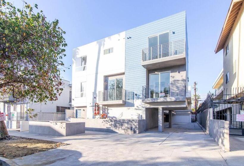Апартаменты 3 Спальни, Stayspro   Hollywood Homes Minutes To Everything Spacious And Free Parking