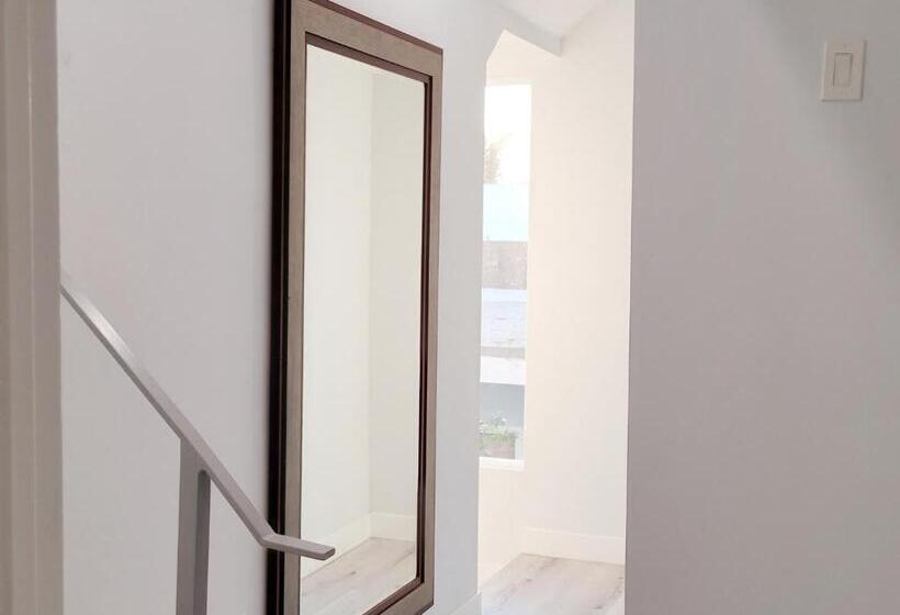 Апартаменты 3 Спальни, Stayspro   Hollywood Homes Minutes To Everything Spacious And Free Parking