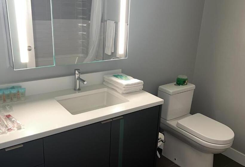 Студия Стандарт, Stayspro   Hollywood Homes Minutes To Everything Spacious And Free Parking