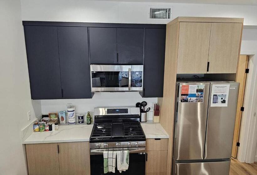 Дом 1 Спальня, Stayspro   Hollywood Homes Minutes To Everything Spacious And Free Parking