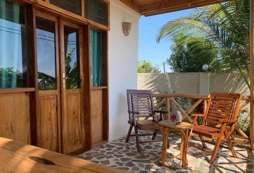 اتاق استاندارد با چشم‌انداز دریا, Zanzibar Tropical Sunset Boutique Hotel   Adults Only