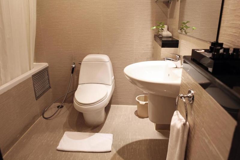 Quarto Executivo, The Key Bangkok
