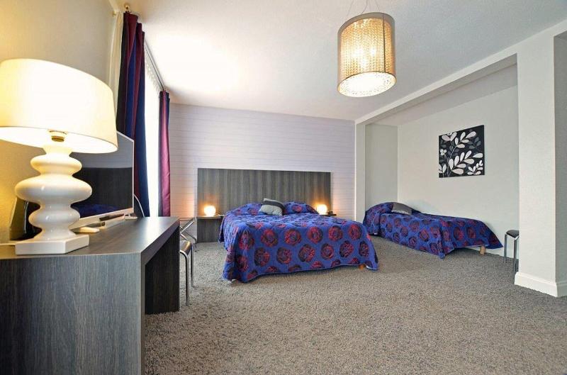 اتاق استاندارد سه نفره, Hôtel La Réserve