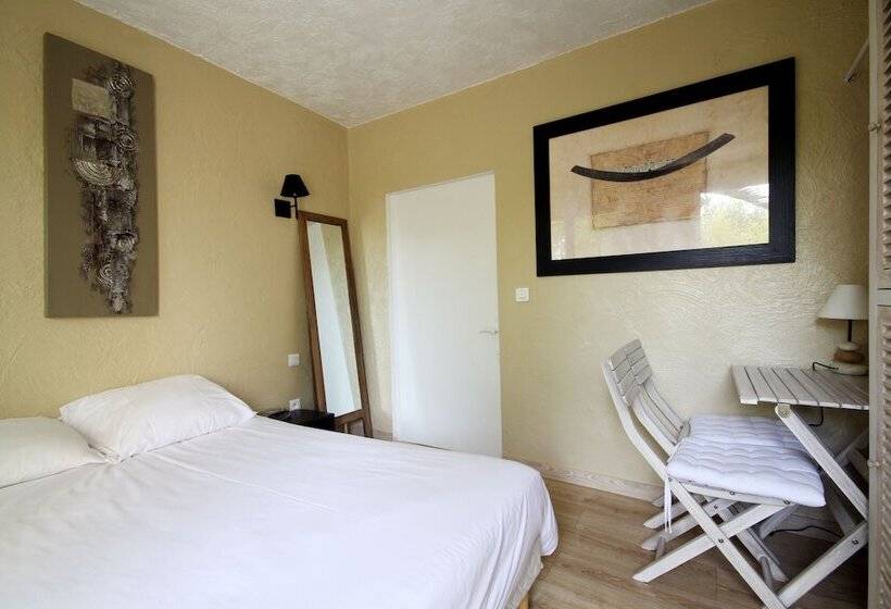 Номер Стандарт, La Bastide