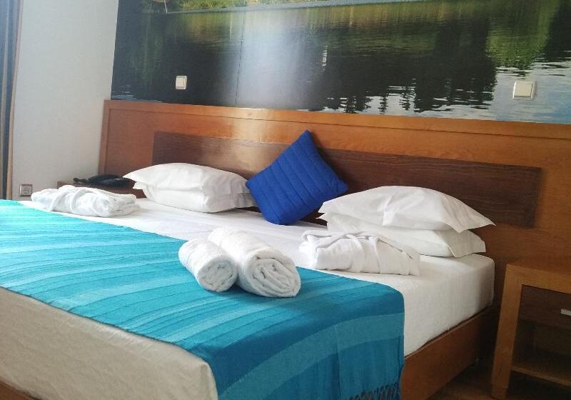 Quarto Estandar, Rural Sra De Pereiras