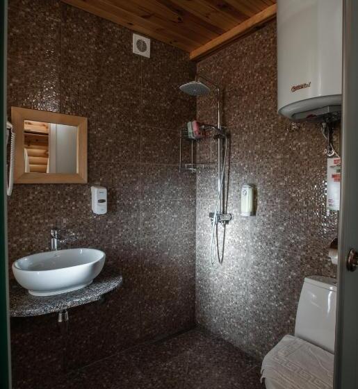 کلبه ییلاقی سوپریور یک خوابه, Ego Hotel буковель