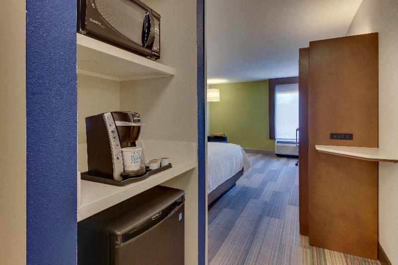 Стандартный Номер Кровать Кинг, Holiday Inn Express & Suites Atlanta Perimeter Mall Hotel, An Ihg