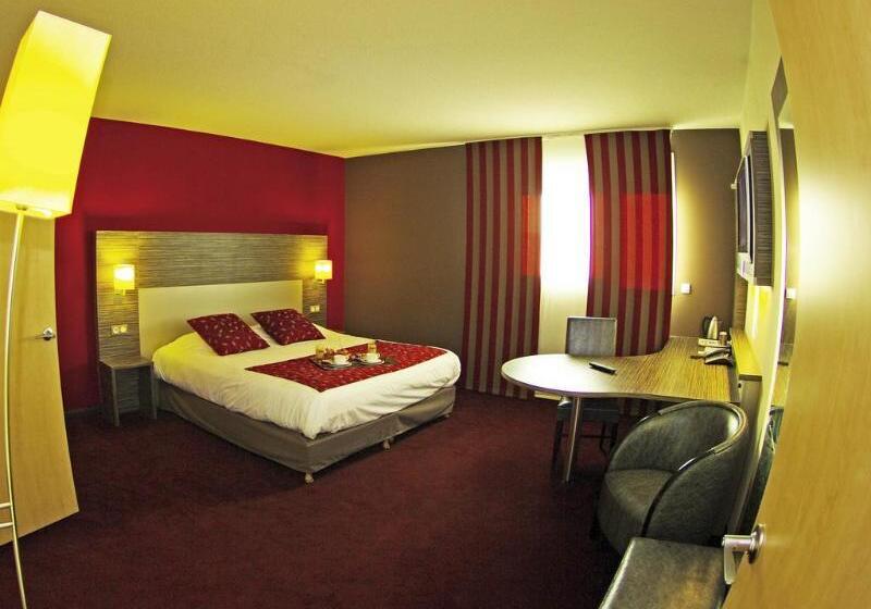 Quarto Superior, Campanile Montpellier Ouest Croix D Argent