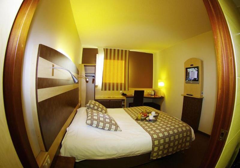 Quarto Estandar, Campanile Montpellier Ouest Croix D Argent
