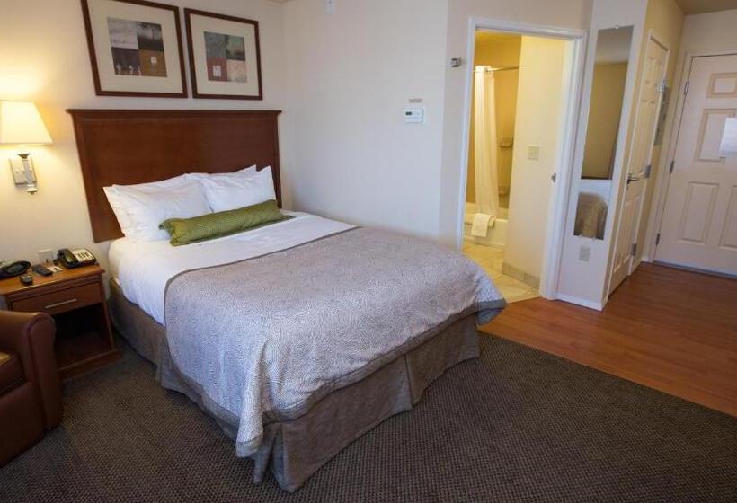 Escritório Estándar, Candlewood Suites Joplin, An Ihg