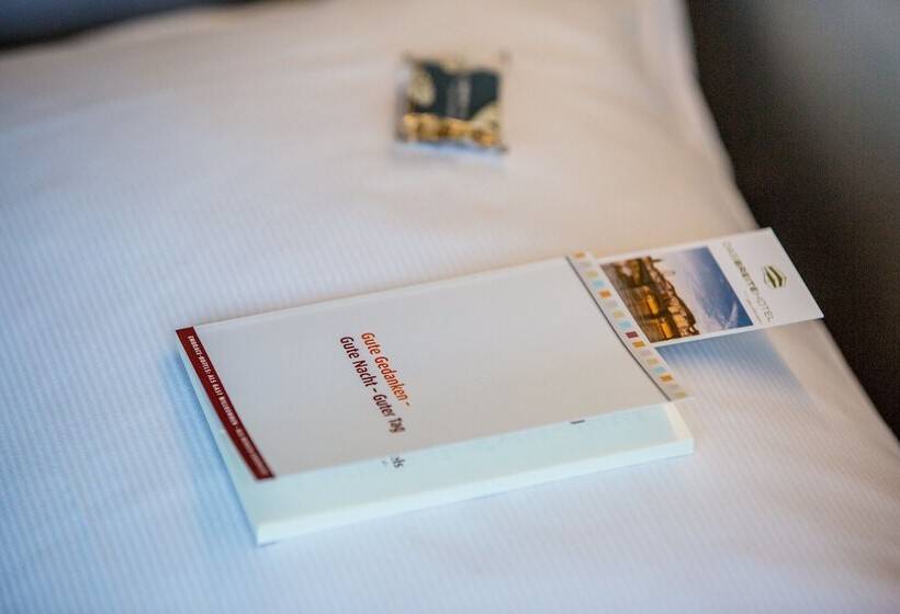 Quarto Familiar, Dasbreitehotel Am Rhein
