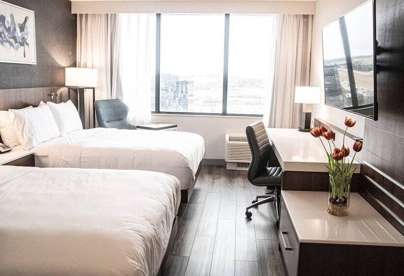 Номер Стандарт 2 Двуспальные Кровати, Delta Hotels By Marriott Cincinnati Sharonville