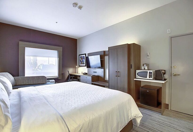 スイート, Holiday Inn Express Airport Calgary, An Ihg
