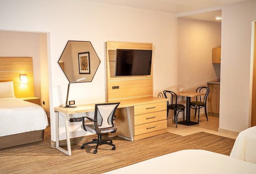 Süit, Holiday Inn Express Chihuahua, An Ihg