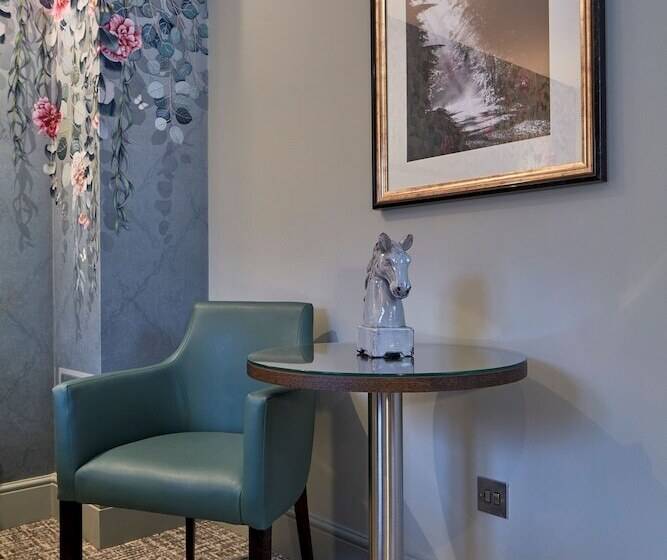 Номер Deluxe, Mandolay Hotel Guildford
