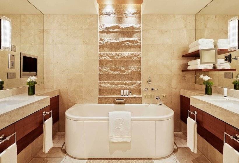 Номер Премиум, The Peninsula Tokyo