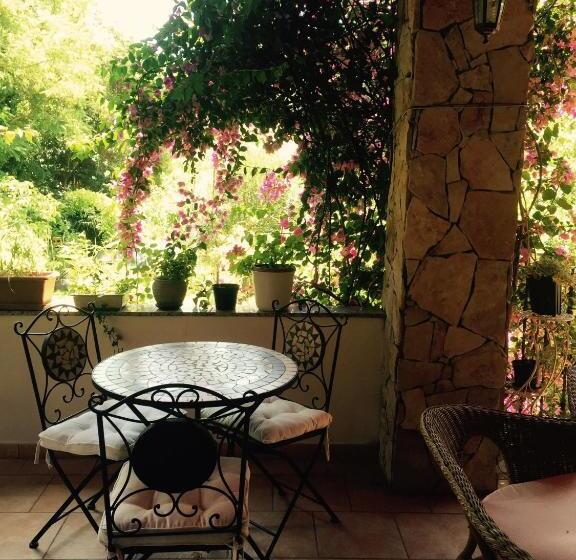 Номер Economy, La Ginestra Chia B&b