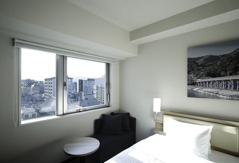디럭스 룸, Travelodge Kyoto Shijokawaramachi
