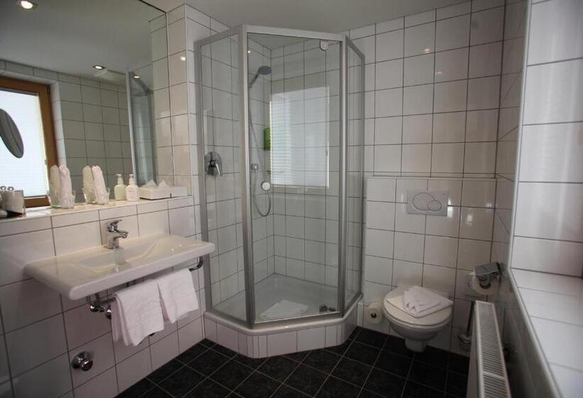 Classic Værelse, Walserberg