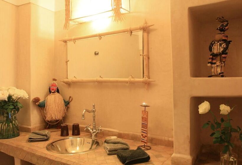 سوییت جونیور, Riad Dar Massai