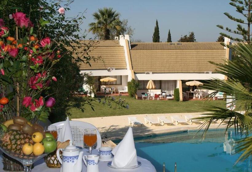 Вилла Deluxe 2 Спальни, Capitalmoura Mouragolf Village