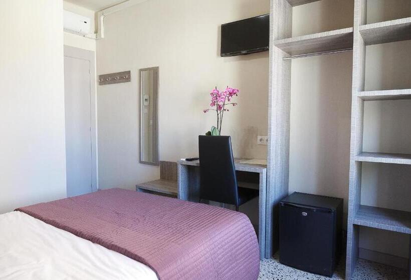 اتاق استاندارد, Hostal Fonda Montserrat