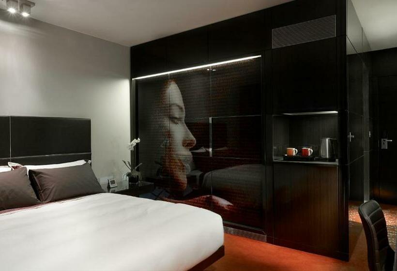 Студия Стандарт, Park Plaza London Westminster Bridge